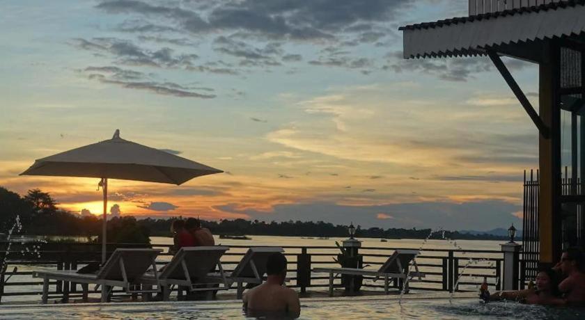 Golden Hotel Dondet Muang Không Dış mekan fotoğraf