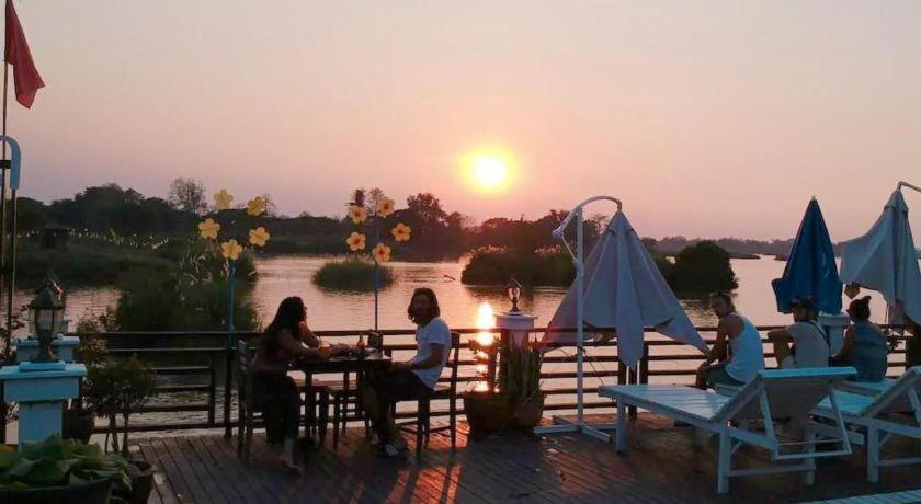 Golden Hotel Dondet Muang Không Dış mekan fotoğraf