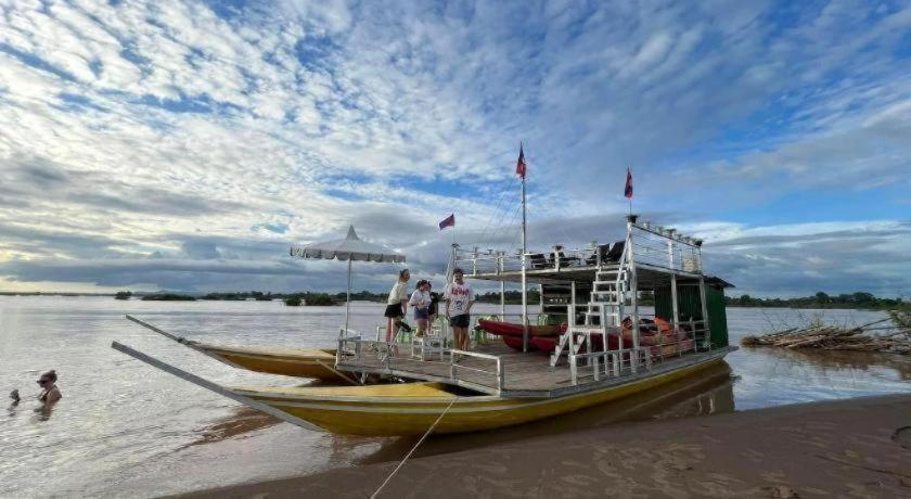 Golden Hotel Dondet Muang Không Dış mekan fotoğraf