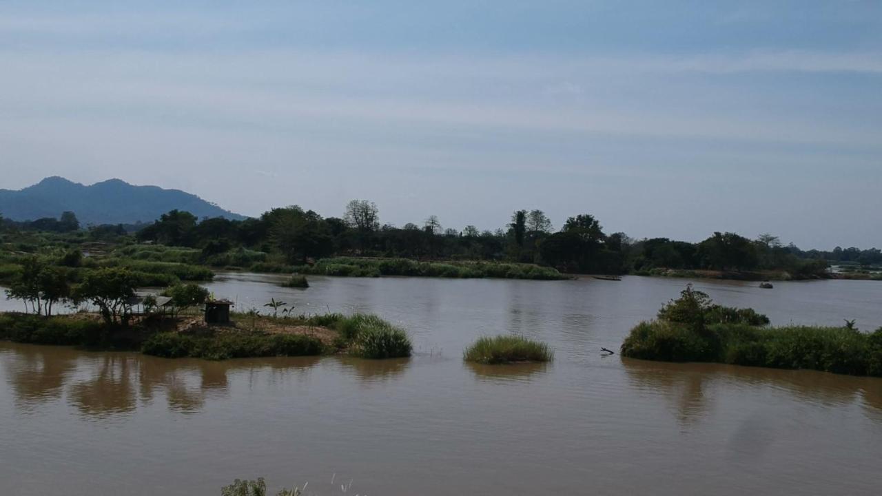 Golden Hotel Dondet Muang Không Dış mekan fotoğraf